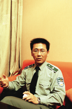 城管曝潛規(guī)則：城管與小販都是制度的受害者