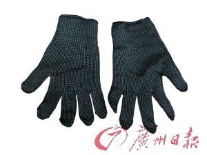 防護(hù)手套：2毫米厚，刀砍無恙，防燙防熱。
