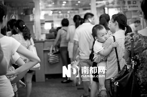<a href=http://www.hnyueyi.com.cn/shenzhen/ target=_blank class=infotextkey>深圳</a>兒童醫(yī)院擬推即時預約掛號 當天可掛門診