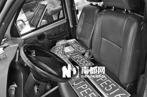 佛山偷車賊駕車沖撞警車 民警連開5槍逼停