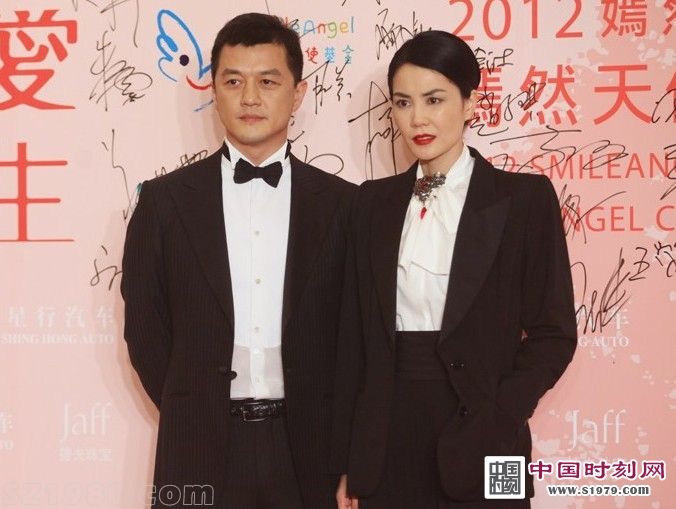 王菲李亞鵬離婚網(wǎng)友稱再也不相信愛情了 回顧兩人情史