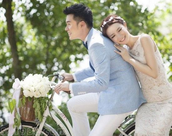 陳赫普吉島大婚黑白搞笑多款婚紗照曝光