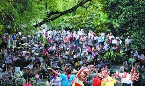 廣州擬規(guī)定：公園唱歌跳舞太吵罰1000元
