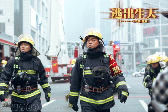 《逃出生天3D》曝劉青云制服造型 遭古天樂吐槽