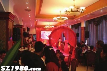 婚禮現(xiàn)場(chǎng)（網(wǎng)友供圖）