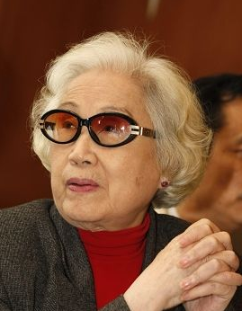 89歲粵劇大師紅線(xiàn)女8日突然病逝 8天前仍登臺(tái)