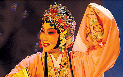 89歲粵劇大師紅線(xiàn)女8日突然病逝 8天前仍登臺(tái)