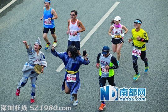 馬拉松國(guó)內(nèi)選手第一名來(lái)自深圳