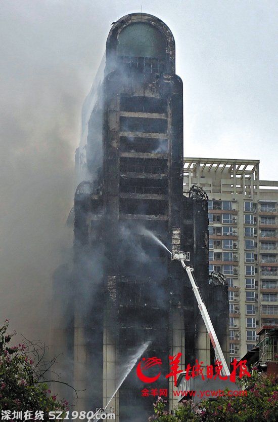 現(xiàn)場調(diào)查：建業(yè)大廈火災死灰復燃幸又撲滅