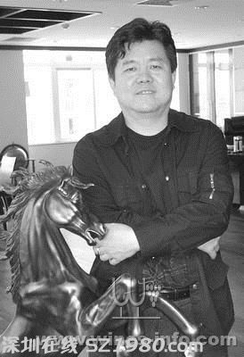 中國(guó)富商攜12歲兒子視察法國(guó)葡萄園時(shí)飛機(jī)失事