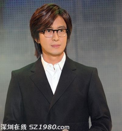 裴勇俊女友被曝有婚史 公司股價因戀情上升