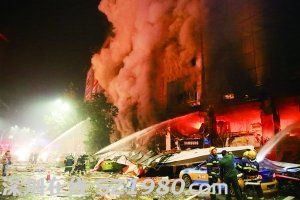 四川瀘州商場(chǎng)爆燃4人遇難 影院觀眾以為是3D效果