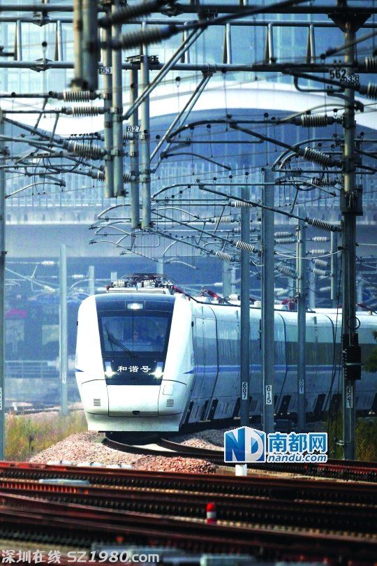 廈深鐵路今日通車 廣深始發(fā)車票售罄