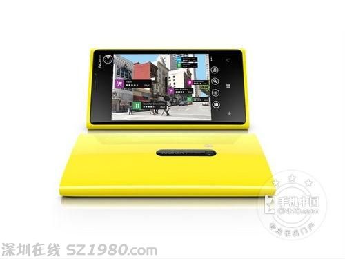 諾基亞Lumia 920 正面圖