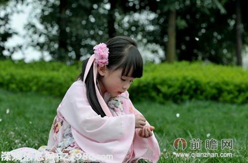 櫻花小蘿莉果果走紅網(wǎng)絡(luò) 漢服萌蘿莉獲網(wǎng)友狂點(diǎn)贊