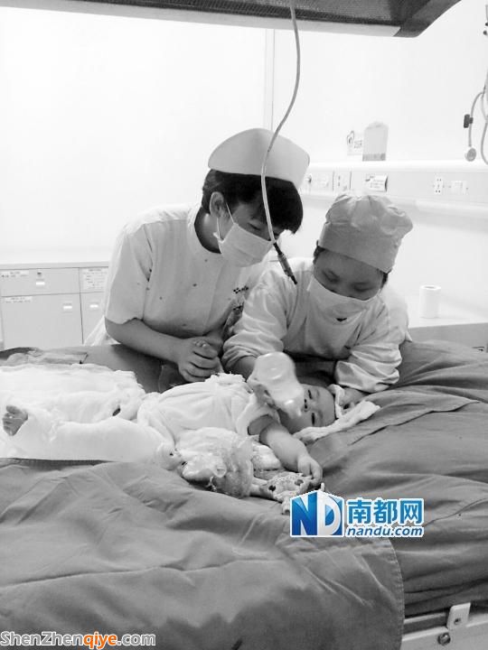 東莞護(hù)士 媽媽 用乳汁喂養(yǎng)重度燙傷女嬰