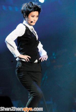 揭《好舞蹈》屏蔽李宇春內(nèi)幕:金星怒罵導(dǎo)演 郭富城罷演