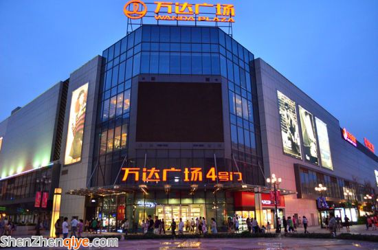 按照1億人民幣現(xiàn)金燒壞4臺(tái)點(diǎn)鈔機(jī)的效率，這些現(xiàn)金可能要燒壞1萬(wàn)臺(tái)點(diǎn)鈔機(jī)。
