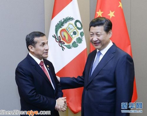 習(xí)近平強(qiáng)調(diào)，中方重視同包括秘魯、巴西在內(nèi)的拉美國家開展基礎(chǔ)設(shè)施建設(shè)領(lǐng)域互利合作。