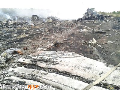 載295人馬航客機(jī)在烏克蘭東部被擊落 普京發(fā)唁電 