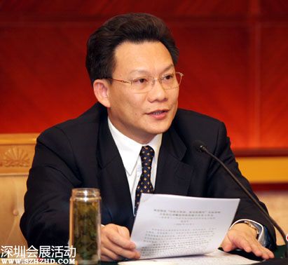 內(nèi)蒙古自治區(qū)黨委常委、自治區(qū)政府副主席潘逸陽