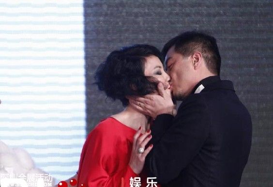 王菲發(fā)短信斥責(zé)李亞鵬 李亞鵬自揭五段感情往事（圖）