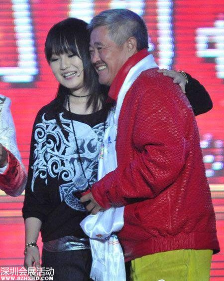 趙本山女兒奢侈生活 豪宅如皇宮飛機(jī)是坐騎(圖)