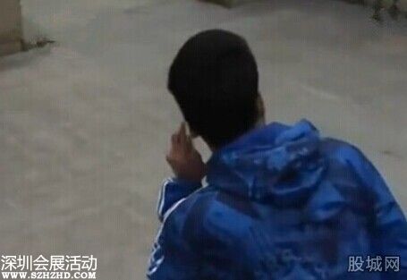 將女友照片紋后背