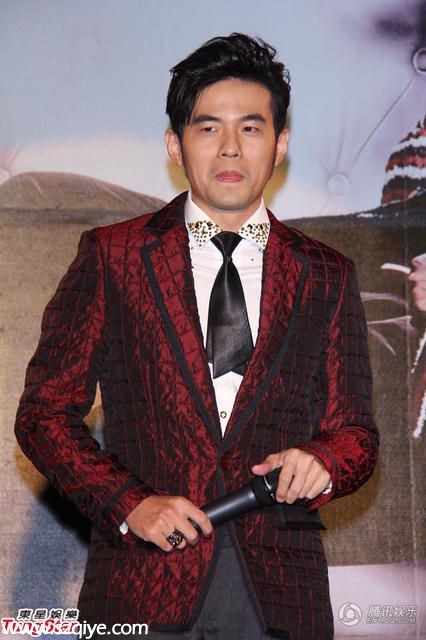 周杰倫下跪求婚 寫《兄弟還記得嗎》送昆凌