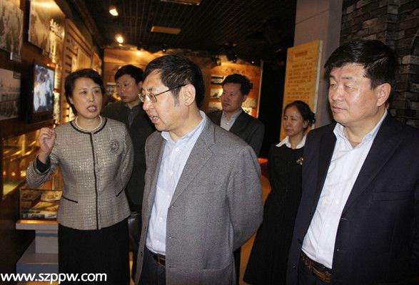 哈爾濱市委秘書長回應(yīng)穿萬元羽絨服指揮救災(zāi)(圖)