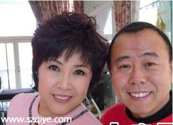 潘長(zhǎng)江老婆楊云資料圖片