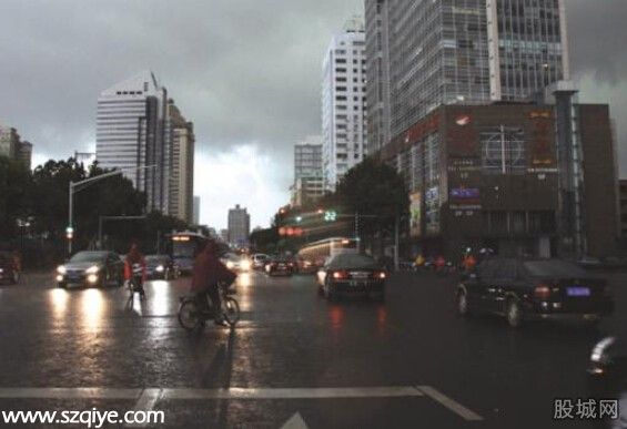 江蘇多地"黑晝"