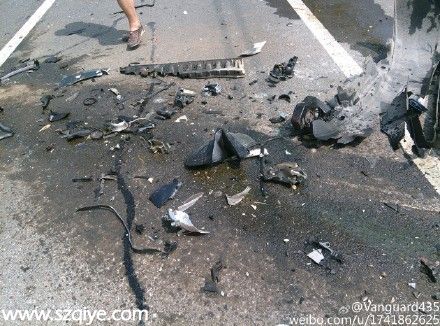 高二學生駕粵B阿斯頓馬丁長春逆行撞死人（圖）