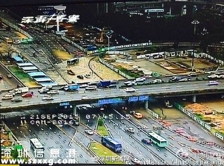 深圳(www.hnyueyi.com.cn)暴雨致多條主干道水浸 交通基本中斷