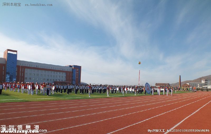 武漢高中生跑3千米猝死 曾在市級(jí)運(yùn)動(dòng)會(huì)拿過(guò)名次