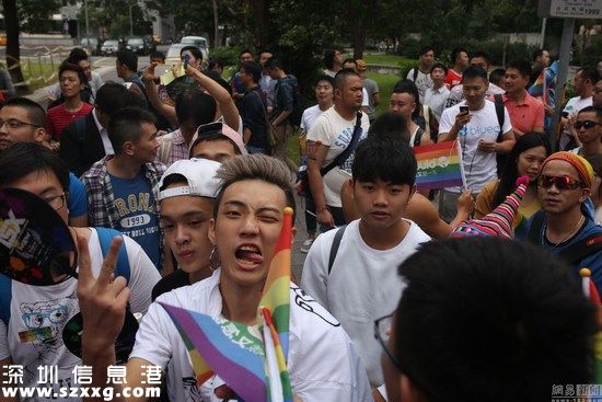 臺北舉行第13屆臺灣同性戀游行 大陸2000人參加