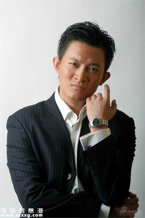 楊志剛 愿做大哥作品的一張名片