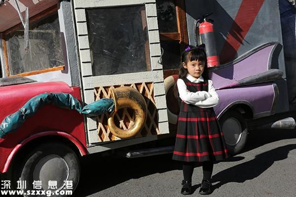 萌娃車模走紅