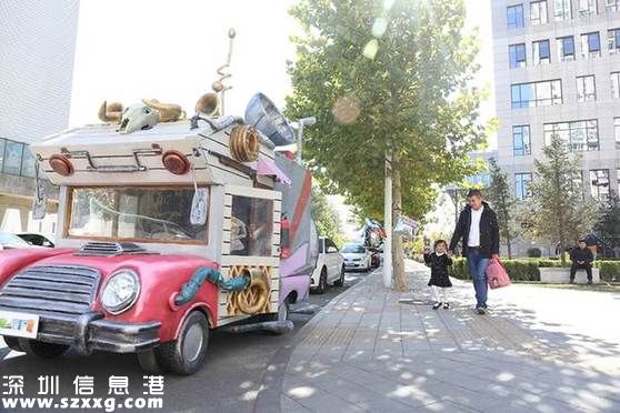 萌娃車模走紅 緣于植物大戰(zhàn)僵尸2