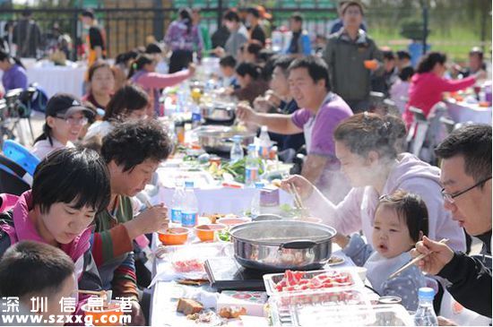 (火鍋大趴現(xiàn)場(chǎng))
