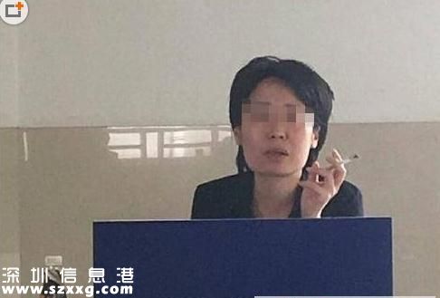 曝女教師上課抽煙
