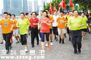 萬人跑“微馬”，為“<a href=http://www.hnyueyi.com.cn/shenzhen/ target=_blank class=infotextkey>深圳</a>質(zhì)量”代言