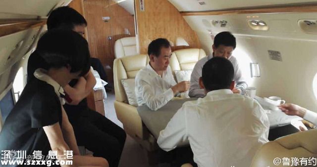 王健林直播斗地主 私人飛機(jī)機(jī)內(nèi)場(chǎng)景曝光(組圖)