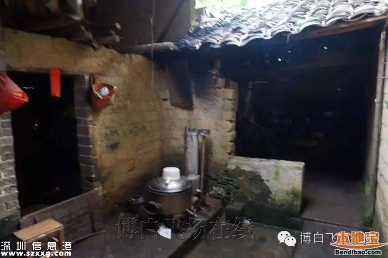 21年生15個(gè)小孩 窮到自己在家剪胎盤臍帶(圖)