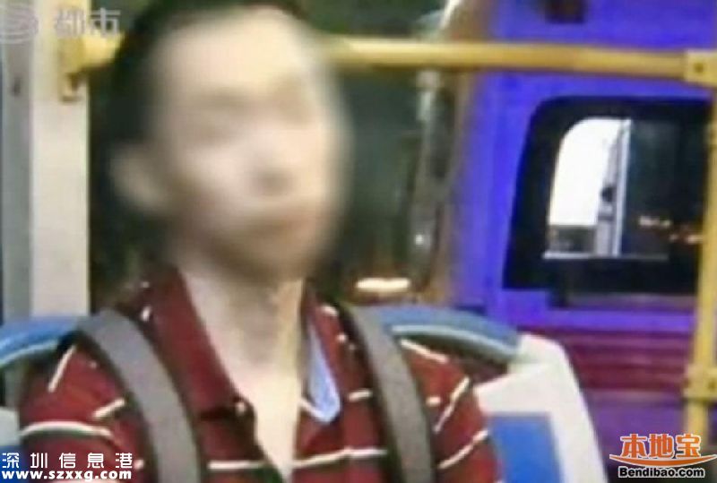 深圳220路公交司機被暴打 打人者:本來就不想活了