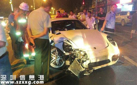 深夜被無(wú)人車追尾