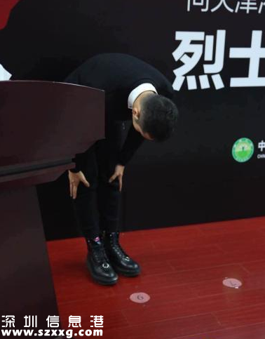 黃曉明追加救援 黃曉明累計捐款捐物3600萬人民幣