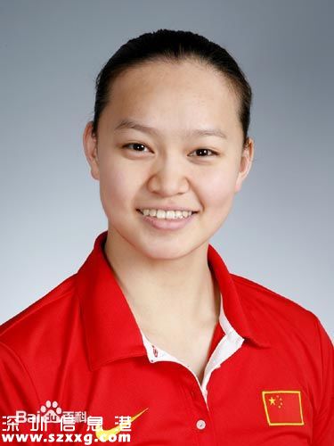 花游奪銀創(chuàng)奧運(yùn)最佳 黃雪辰孫文雁花游雙人銀牌