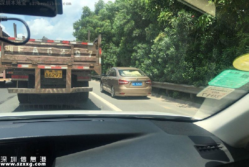 深圳兩月出3項(xiàng)新交規(guī) 全部觸犯最少罰900元
