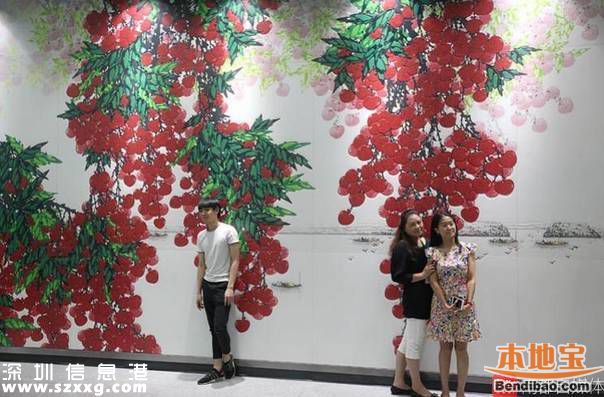深圳地鐵9號(hào)線站廳很特別 設(shè)計(jì)為一站一故事